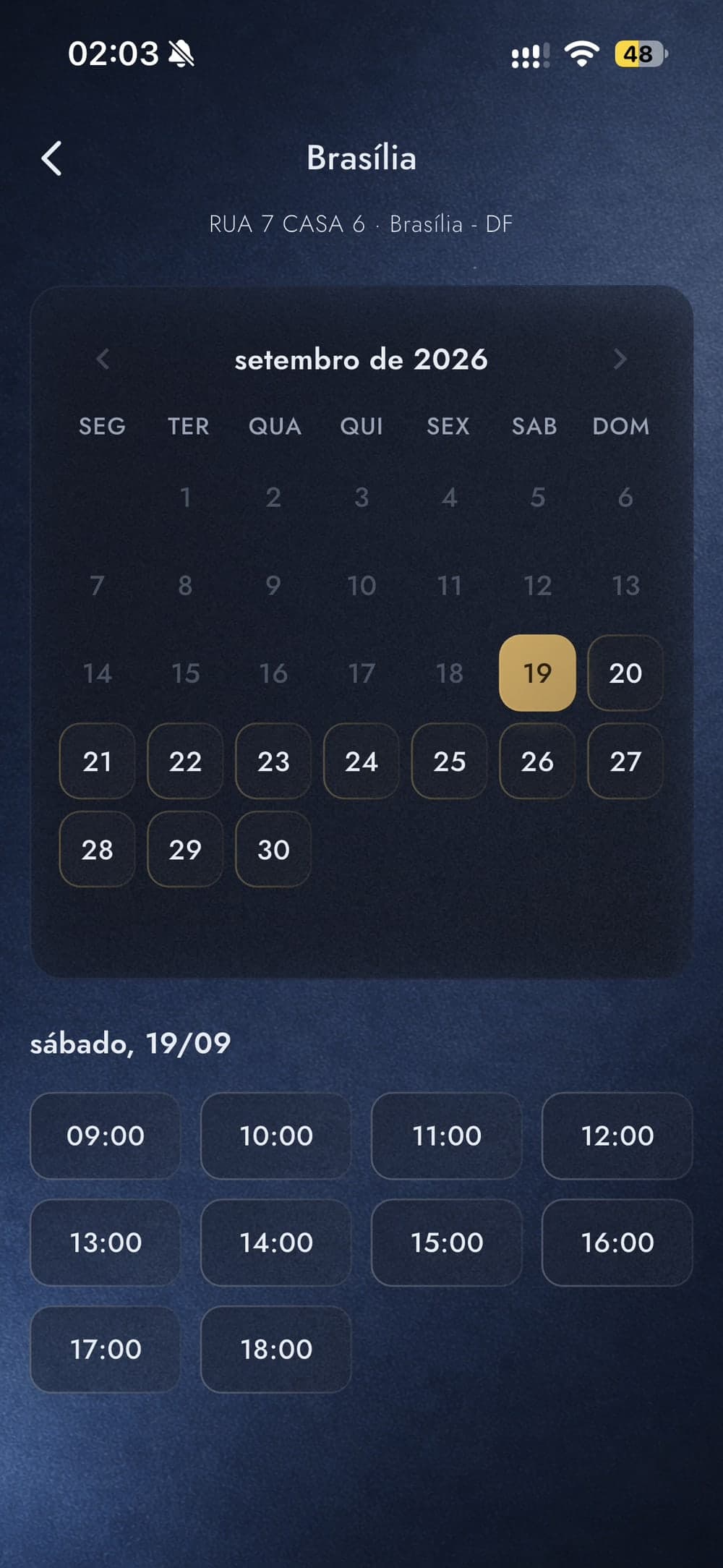 Calendário de setembro com um dia selecionado e a lista de horários disponíveis em Brasília