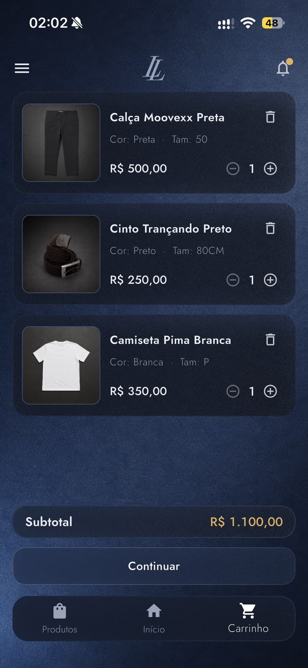 Sacola com três itens, cada um com cor, tamanho e quantidade, e o subtotal do pedido